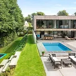 Exclusive Duplex Mansion With Sauna & Pool Apartmán