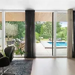 Exclusive Duplex Mansion With Sauna & Pool