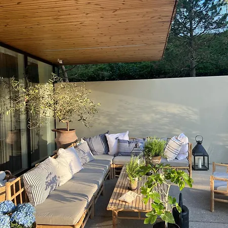 Exclusive Duplex Mansion With Sauna & Pool *