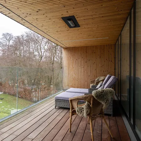 Exclusive Duplex Mansion With Sauna & Pool * Charlottenlund