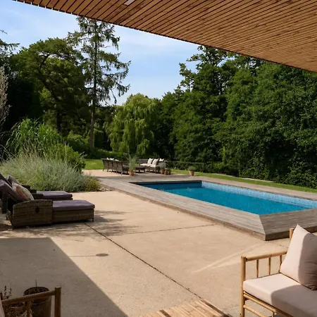 Apartmán Exclusive Duplex Mansion With Sauna & Pool