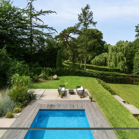 Apartmán Exclusive Duplex Mansion With Sauna & Pool
