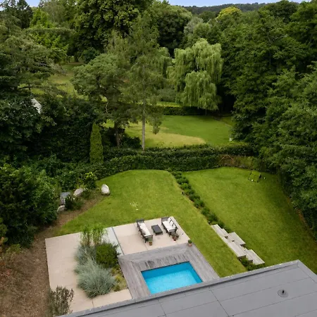 Exclusive Duplex Mansion With Sauna & Pool
