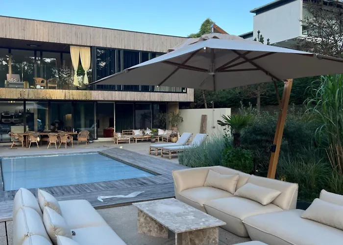 Apartment Exclusive Duplex Mansion With Sauna & Pool Charlottenlund
