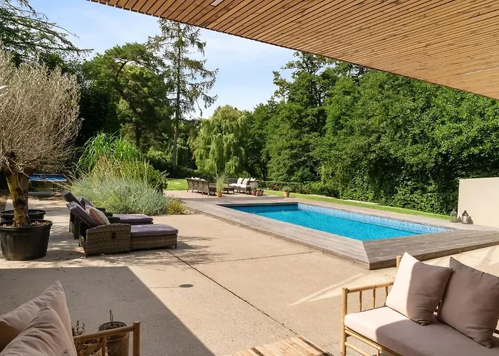 Exclusive Duplex Mansion With Sauna & Pool Apartmán