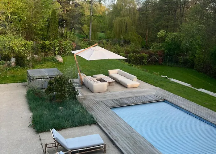 Exclusive Duplex Mansion With Sauna & Pool *