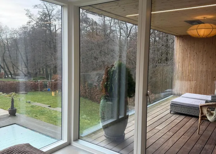 Exclusive Duplex Mansion With Sauna & Pool *