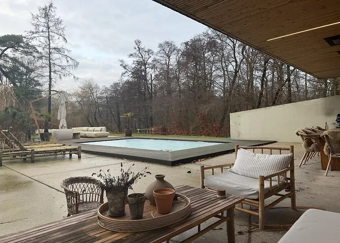 Apartmán Exclusive Duplex Mansion With Sauna & Pool