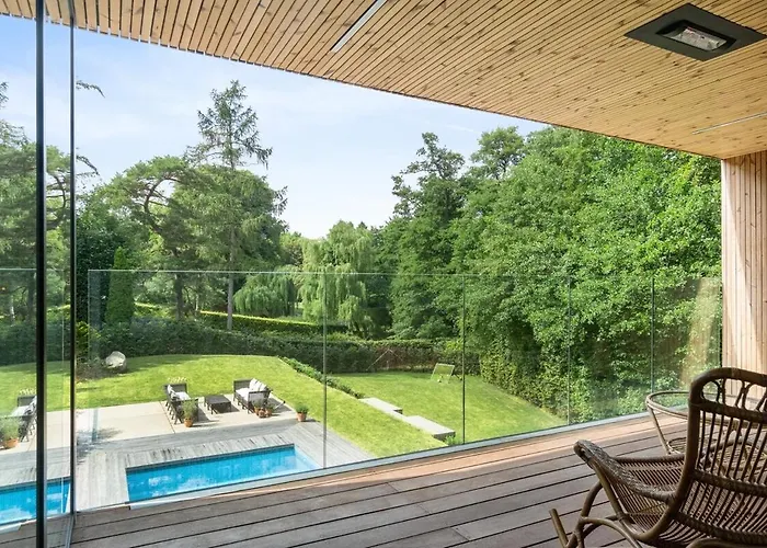 Exclusive Duplex Mansion With Sauna & Pool *