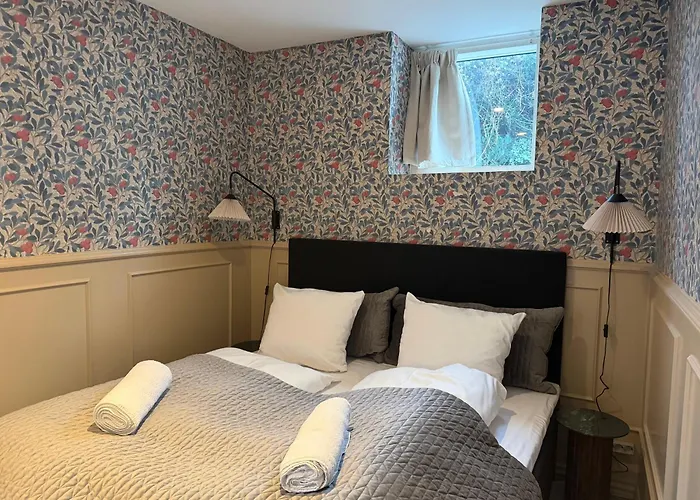 Exclusive Duplex Mansion With Sauna & Pool