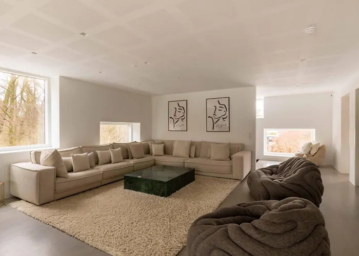 Exclusive Duplex Mansion With Sauna & Pool Apartment *
