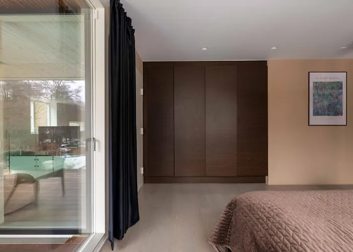 Exclusive Duplex Mansion With Sauna & Pool Apartment